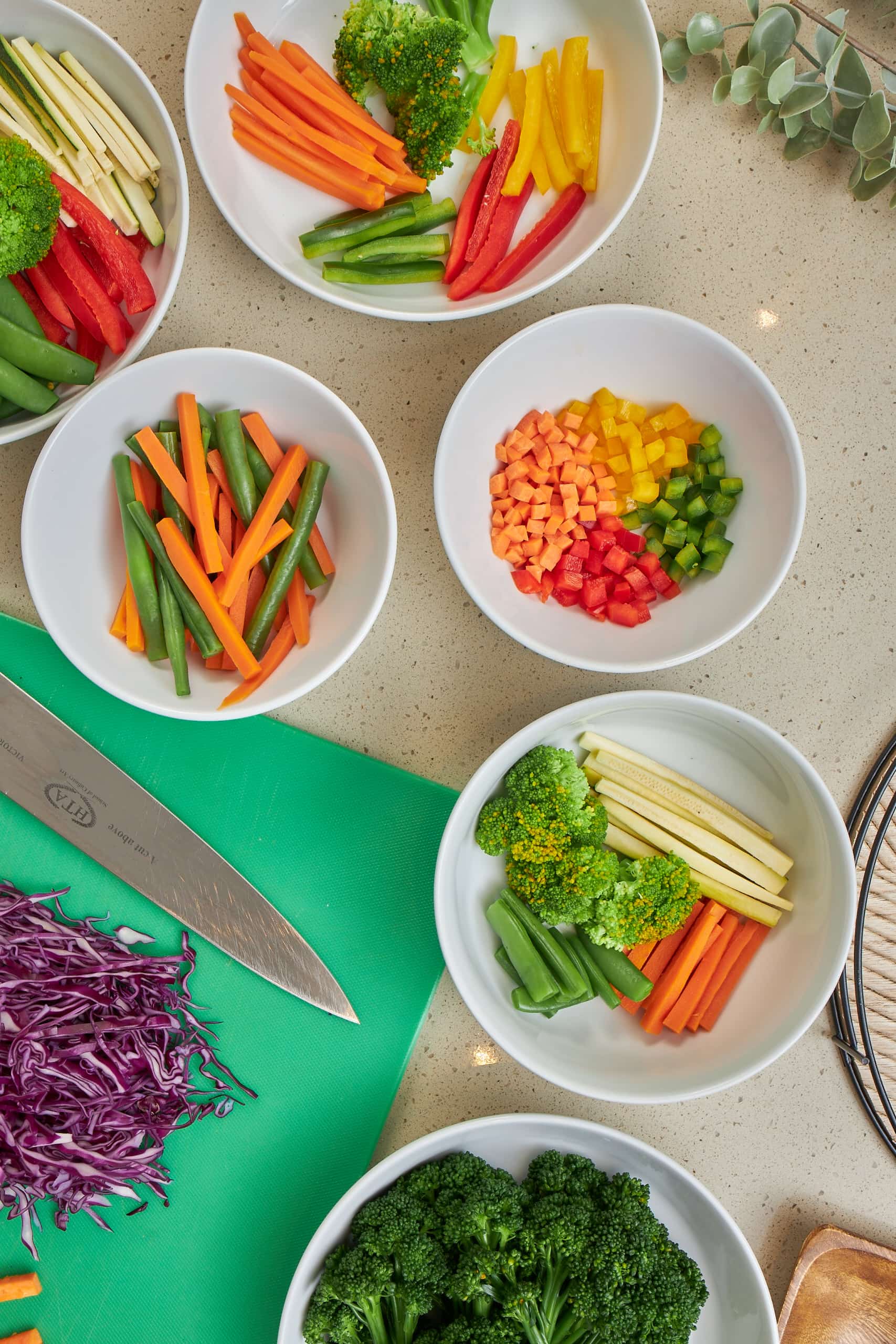 Freshly chopped colourful vegetables - Nutridish healthy ingredients prepared daily in Johannesburg